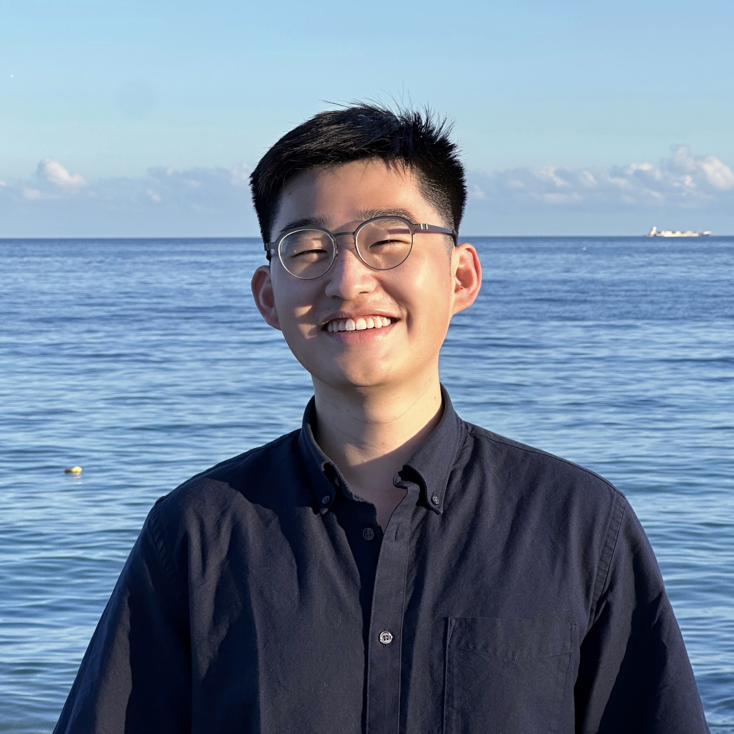 Naifeng Zhang